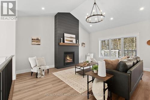 444 Hillside Drive, Trent Hills (Campbellford), ON - Indoor Photo Showing Living Room With Fireplace