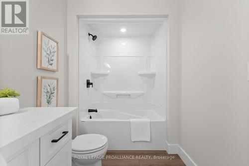 444 Hillside Drive, Trent Hills (Campbellford), ON - Indoor Photo Showing Bathroom