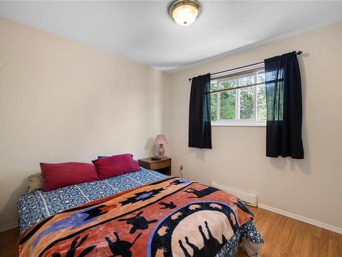 14-309 Moilliet St, Parksville, BC - Indoor Photo Showing Bedroom