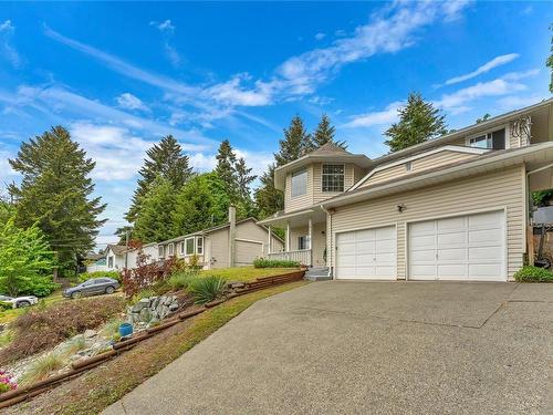 1801 Deborah Dr, Duncan, BC - Outdoor With View