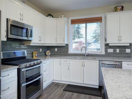 3684 Ridge Pond Dr, Langford, BC - Indoor Photo Showing Kitchen With Upgraded Kitchen