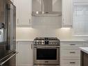 534 Rainbow Way, Parksville, BC  - Indoor Photo Showing Kitchen With Upgraded Kitchen 