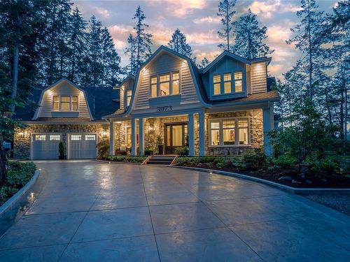 3973 Cove Rd, Ladysmith, BC - Outdoor With Facade