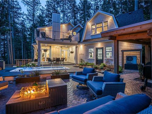 3973 Cove Rd, Ladysmith, BC - Outdoor With Deck Patio Veranda