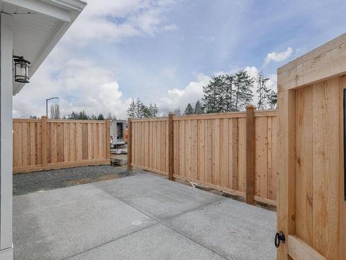 540 Rainbow Way, Parksville, BC - Outdoor With Exterior