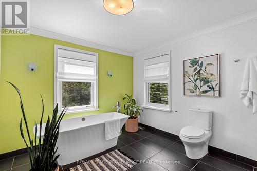 50 Anne Street, Cavan Monaghan, ON - Indoor Photo Showing Bathroom