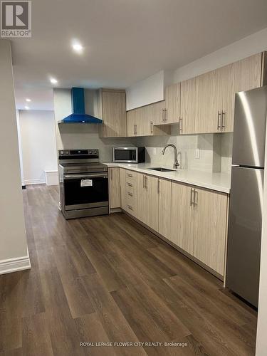 Bsmt - 6937 Johnson Wagon Crescent, Mississauga, ON - Indoor Photo Showing Kitchen