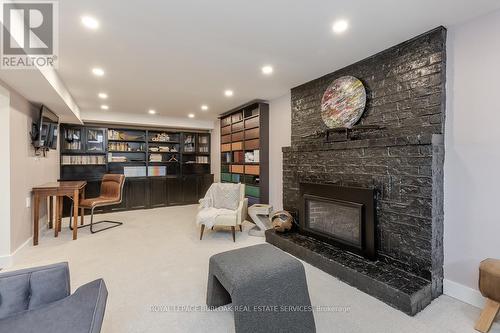 6 Watsons Lane, Hamilton, ON - Indoor With Fireplace
