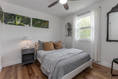 6 Watsons Lane, Hamilton, ON - Indoor Photo Showing Bedroom