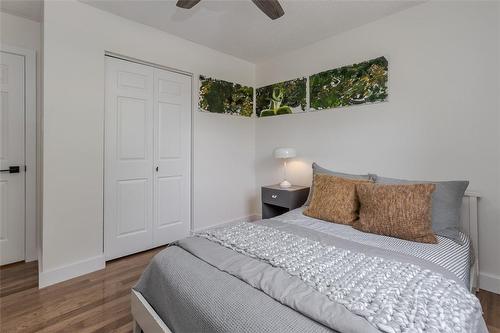 6 Watsons Lane, Hamilton, ON - Indoor Photo Showing Bedroom