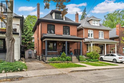 28 Fairleigh Crescent, Hamilton, ON - Outdoor With Deck Patio Veranda With Facade