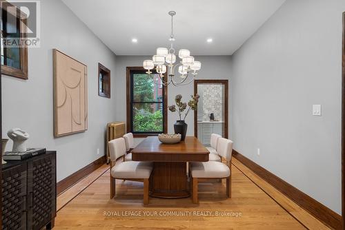 28 Fairleigh Crescent, Hamilton, ON - Indoor Photo Showing Dining Room