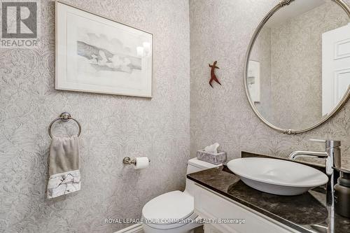 4 Meadow Heights Court, Vaughan, ON - Indoor Photo Showing Bathroom