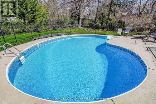 4 Meadow Heights Court, Vaughan, ON - Outdoor With In Ground Pool With Backyard