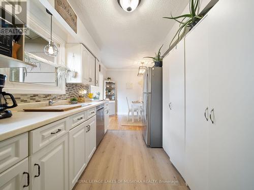 309 Palmer Street, Tay, ON - Indoor Photo Showing Kitchen