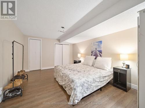 309 Palmer Street, Tay, ON - Indoor Photo Showing Bedroom