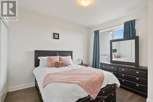 908 - 7890 Bathurst Street, Vaughan, ON - Indoor Photo Showing Bedroom