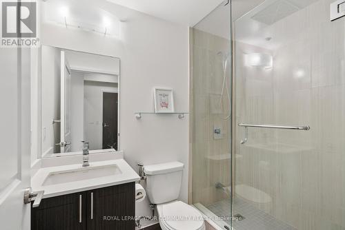908 - 7890 Bathurst Street, Vaughan, ON - Indoor Photo Showing Bathroom