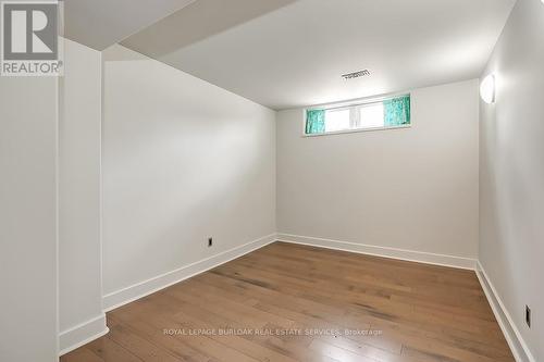 2388 Cyprus Avenue, Burlington, ON - Indoor Photo Showing Other Room