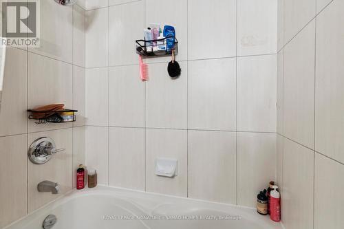 605 - 18 Harbour Street, Toronto, ON - Indoor Photo Showing Bathroom