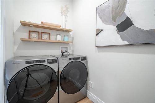 51 East 23Rd Street, Hamilton, ON - Indoor Photo Showing Laundry Room