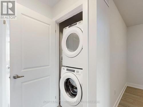 U248 - 9590 Islington Avenue, Vaughan, ON - Indoor Photo Showing Laundry Room