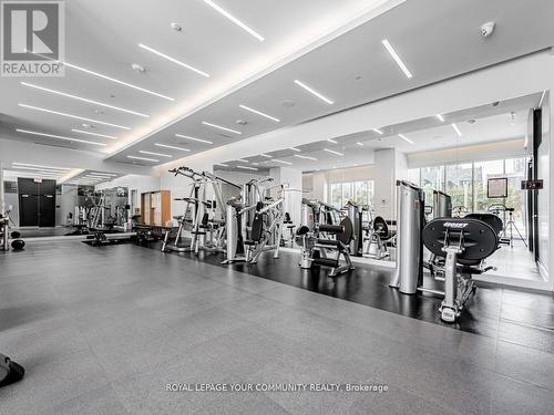 1402 - 101 Erskine Avenue, Toronto, ON - Indoor Photo Showing Gym Room