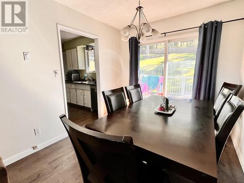 132 Lakeview Avenue, Williams Lake, BC - Indoor Photo Showing Dining Room