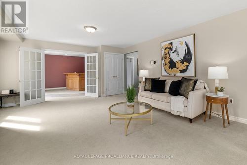 39 Yuill Crescent, Prince Edward County, ON - Indoor Photo Showing Living Room