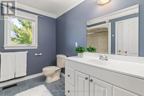 39 Yuill Crescent, Prince Edward County, ON - Indoor Photo Showing Bathroom