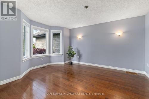 39 Yuill Crescent, Prince Edward County, ON - Indoor Photo Showing Other Room