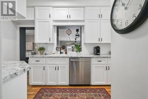 275 John Street, Belleville, ON - Indoor Photo Showing Kitchen With Upgraded Kitchen