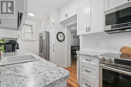 275 John Street, Belleville, ON - Indoor Photo Showing Kitchen With Upgraded Kitchen