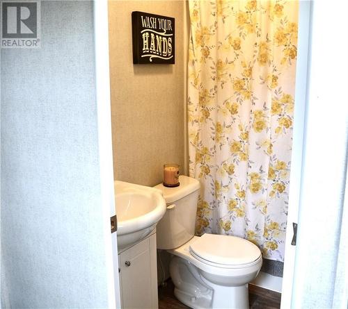 155 Mccrearys Beach Road Unit#Wlh623, Perth, ON - Indoor Photo Showing Bathroom