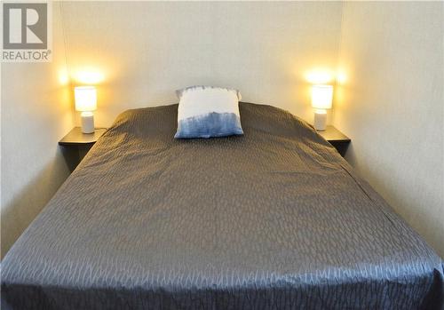155 Mccrearys Beach Road Unit#Wlh623, Perth, ON - Indoor Photo Showing Bedroom