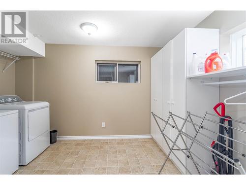 3810 Commonage Crescent, Vernon, BC - Indoor Photo Showing Laundry Room