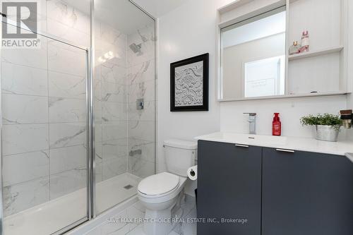 1108 - 4065 Confederation Parkway, Mississauga, ON - Indoor Photo Showing Bathroom