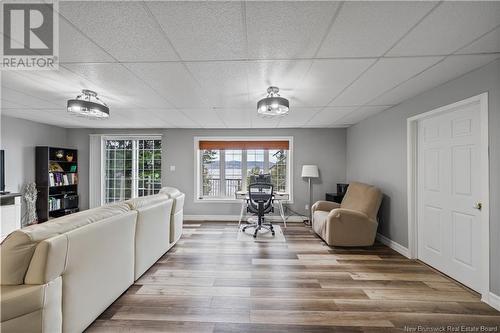 27 Thomas East Lane, Campbellton, NB - Indoor Photo Showing Living Room