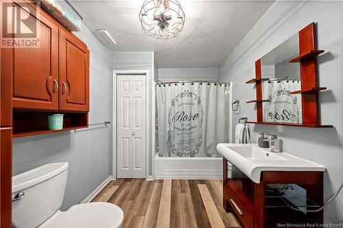 27 Thomas East Lane, Campbellton, NB - Indoor Photo Showing Bathroom