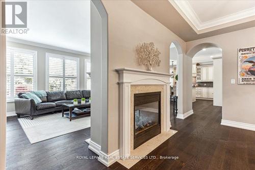 751 Merlot Court, Mississauga, ON - Indoor Photo Showing Living Room With Fireplace
