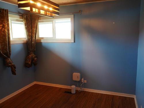 1706 Frontage Road, Clinton, BC - Indoor Photo Showing Other Room