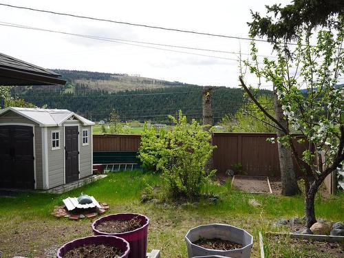 1706 Frontage Road, Clinton, BC - Outdoor