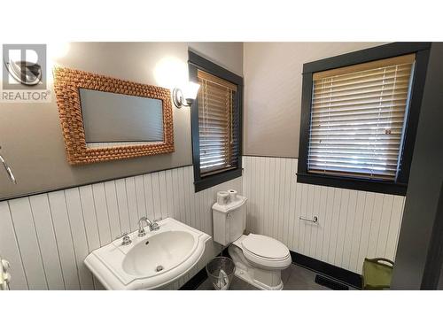 272 Chicopee Road Unit# 8C, Vernon, BC - Indoor Photo Showing Bathroom
