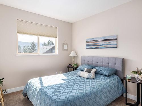 13234 Apex Crescent, Lake Country, BC - Indoor Photo Showing Bedroom