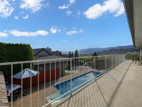 960 Augusta Court, Kelowna, BC - Outdoor With In Ground Pool