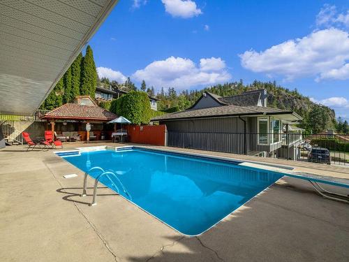 960 Augusta Court, Kelowna, BC - Outdoor With In Ground Pool