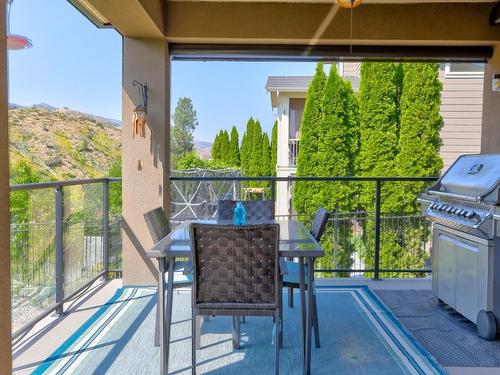 475 Swan Drive, Kelowna, BC - Outdoor With Exterior