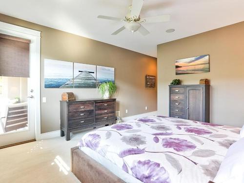 475 Swan Drive, Kelowna, BC - Indoor Photo Showing Bedroom