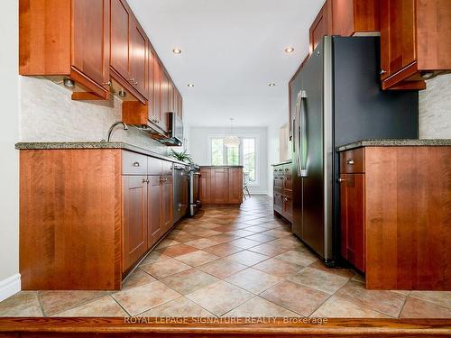 12 Clareville Cres, Toronto, ON - Indoor Photo Showing Kitchen