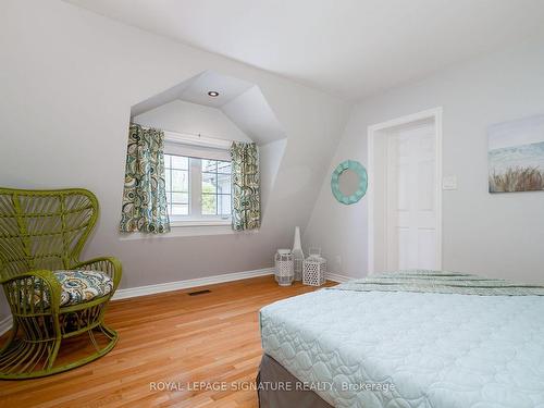 12 Clareville Cres, Toronto, ON - Indoor Photo Showing Bedroom